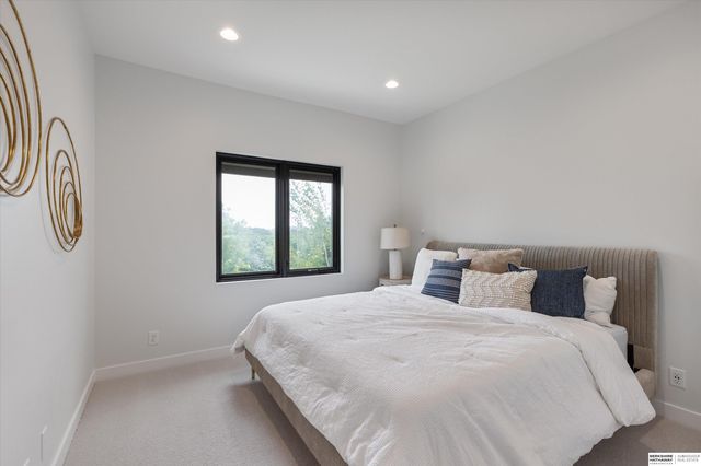 2428 S 182 Circle, Omaha, NE 68130