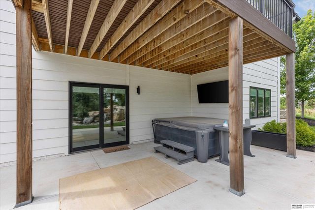 2428 S 182 Circle, Omaha, NE 68130