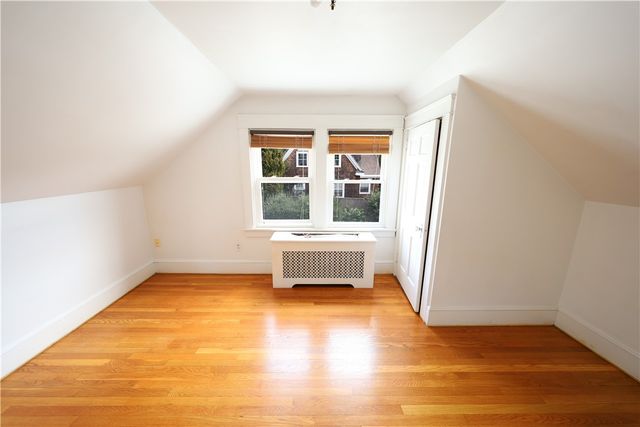43 Admiral Kalbfus Road, Newport, RI 02840