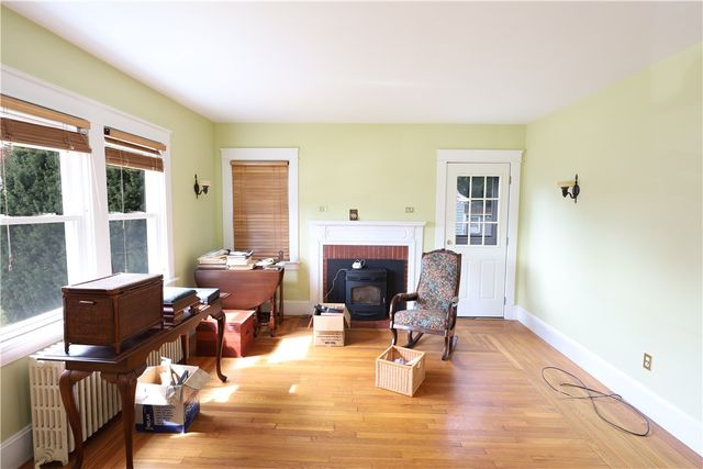 43 Admiral Kalbfus Road, Newport, RI 02840