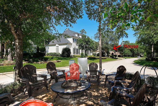 15 Carriage Pines Court, The Woodlands, TX 77381