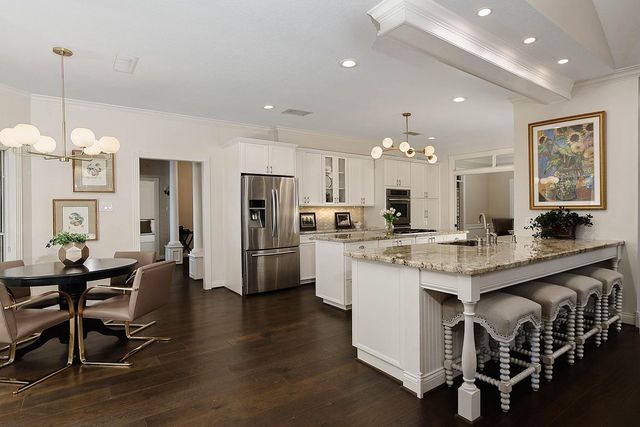 15 Carriage Pines Court, The Woodlands, TX 77381