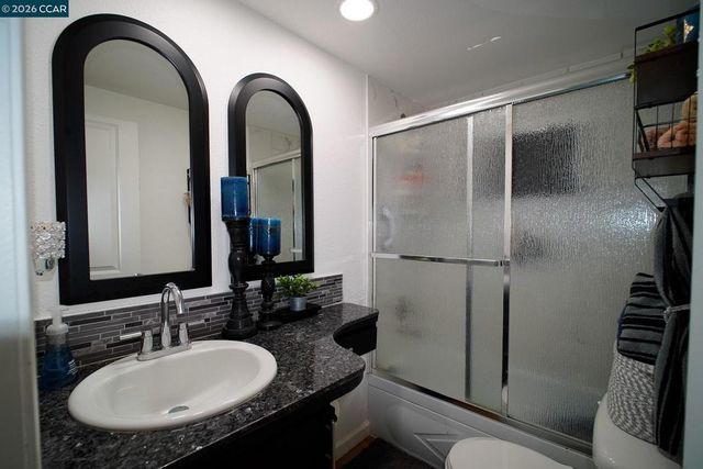 3875 Castro Valley Blvd, Castro Valley, CA 94546