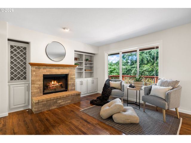 12565 Nw WELSH Dr, Portland, OR 97229