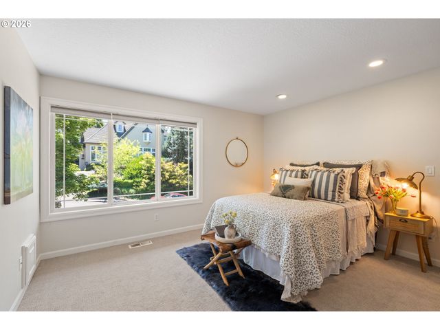 12565 Nw WELSH Dr, Portland, OR 97229