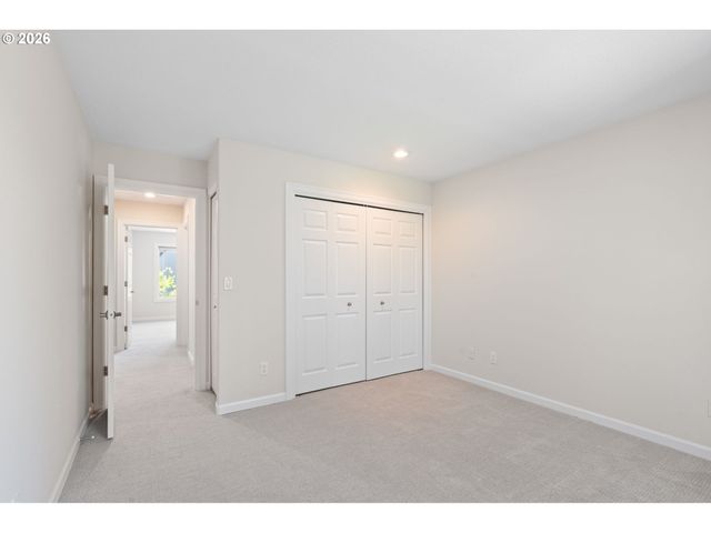 12565 Nw WELSH Dr, Portland, OR 97229