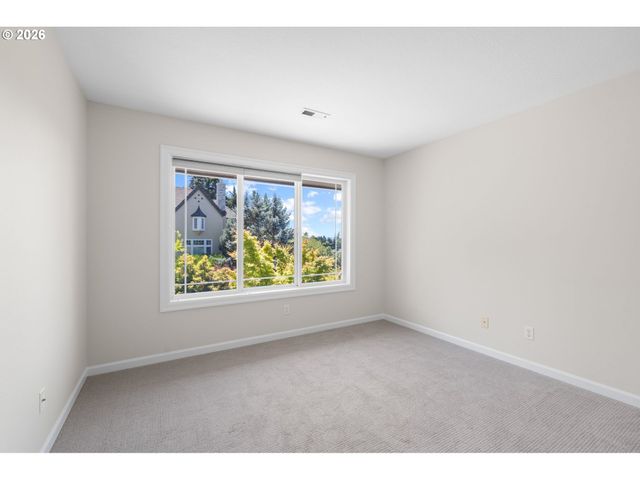 12565 Nw WELSH Dr, Portland, OR 97229