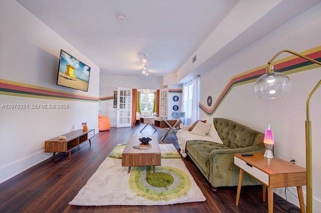 524 NW 35th Street 4, Miami, FL 33127