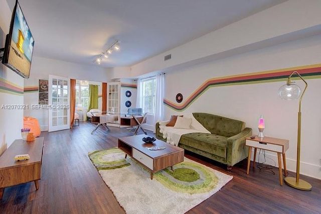 524 NW 35th Street 4, Miami, FL 33127