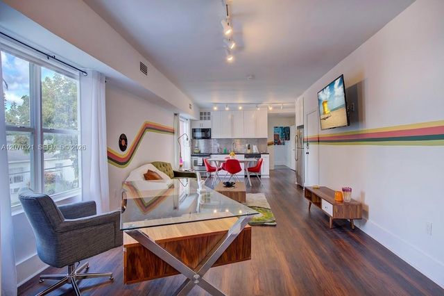 524 NW 35th Street 4, Miami, FL 33127