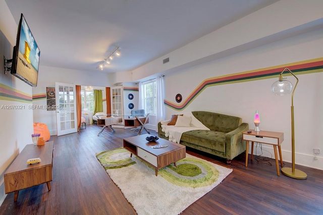 524 NW 35th Street 4, Miami, FL 33127