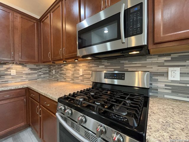 2306 Jarve Vly, San Antonio, TX 78251