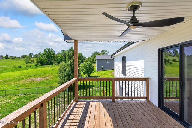 205 Weatherwax Road, Poestenkill, NY 12140