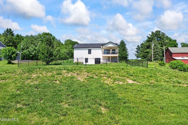 205 Weatherwax Road, Poestenkill, NY 12140