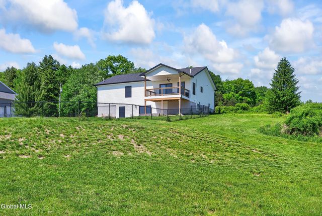205 Weatherwax Road, Poestenkill, NY 12140