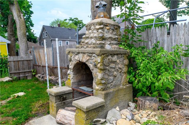 15 Redfern Street, North Providence, RI 02911