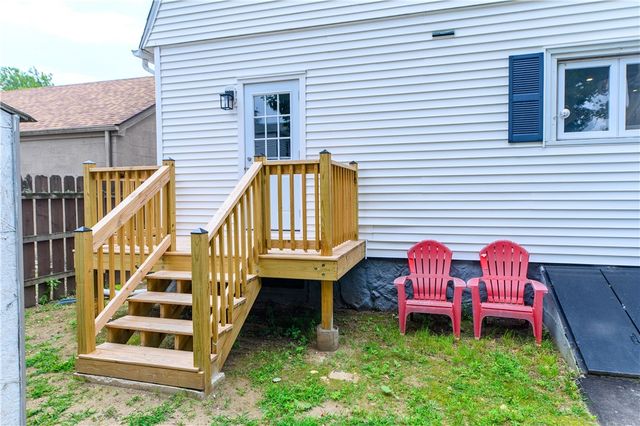 15 Redfern Street, North Providence, RI 02911