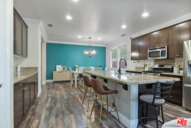 19861 Via Beeler, Newhall (santa Clarita), CA 91321