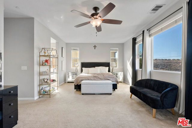 19861 Via Beeler, Newhall (santa Clarita), CA 91321