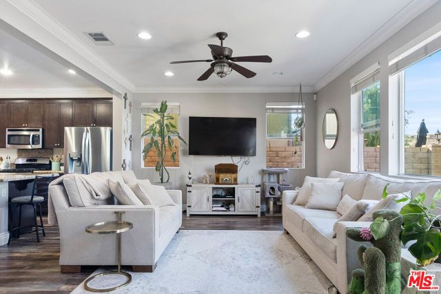 19861 Via Beeler, Newhall (santa Clarita), CA 91321