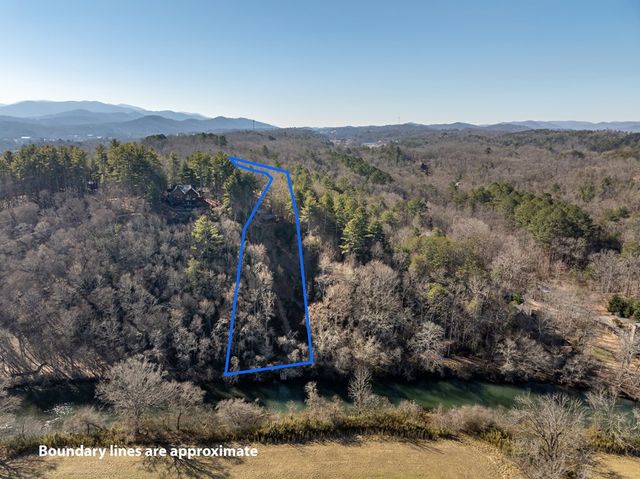 517 Ridge Road, Blue Ridge, GA 30513