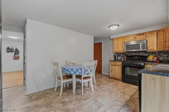 47 W Lubeck Hills Drive, Washington, WV 26181