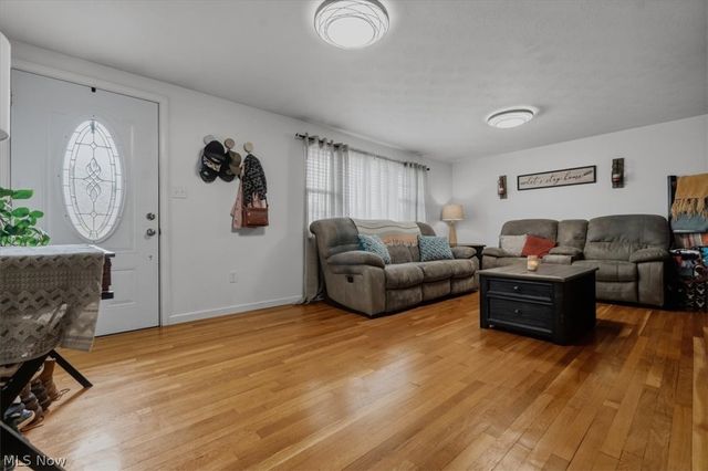 47 W Lubeck Hills Drive, Washington, WV 26181
