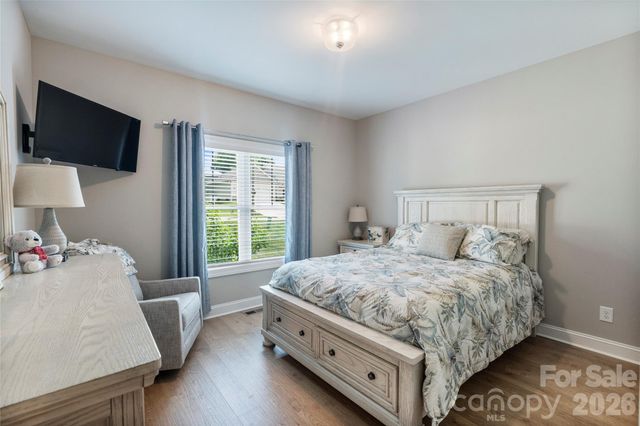 4944 Southview Drive, Hickory, NC 28602