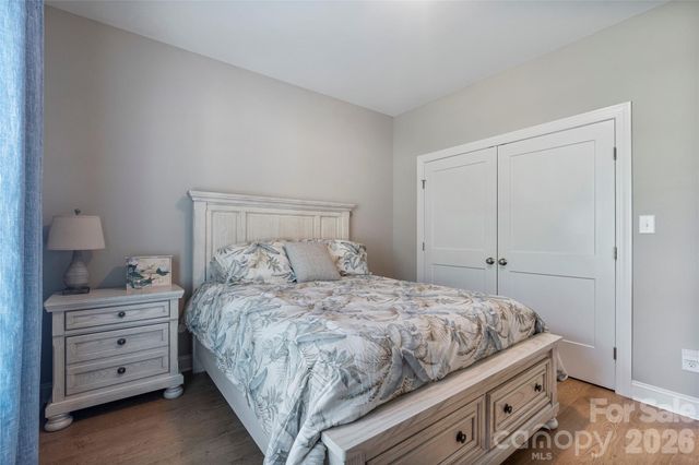 4944 Southview Drive, Hickory, NC 28602