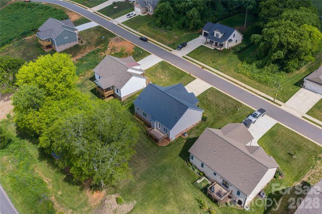 4944 Southview Drive, Hickory, NC 28602
