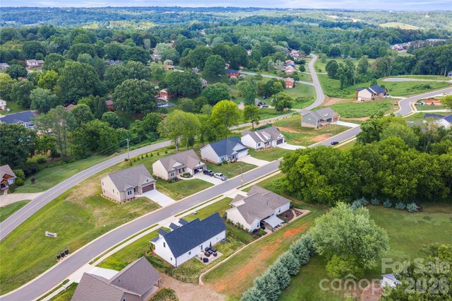 4944 Southview Drive, Hickory, NC 28602