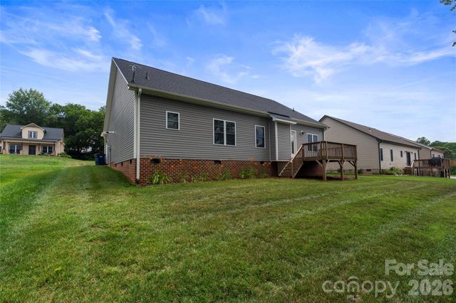 4944 Southview Drive, Hickory, NC 28602