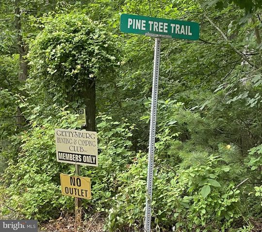 89 OAK LN, Orrtanna, PA 17353