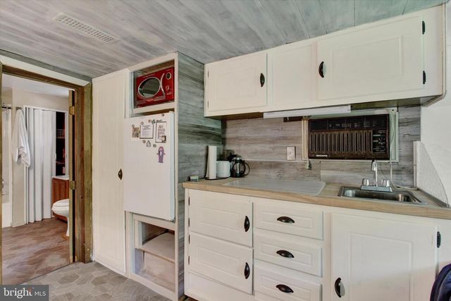 89 OAK LN, Orrtanna, PA 17353