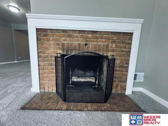 2234 S 41st Street, Omaha, NE 68105