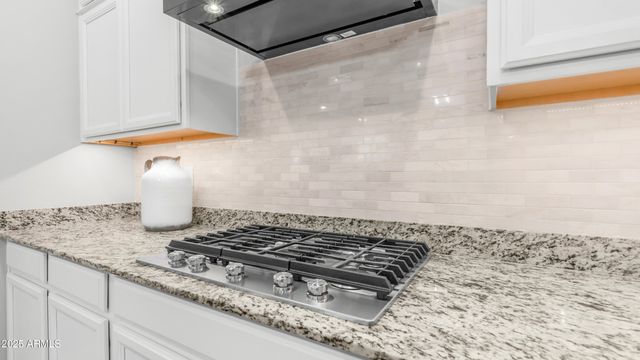 3855 S MCQUEEN Road 60, Chandler, AZ 85286