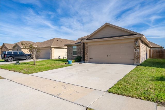 7614 Lasso Dr, Corpus Christi, TX 78414