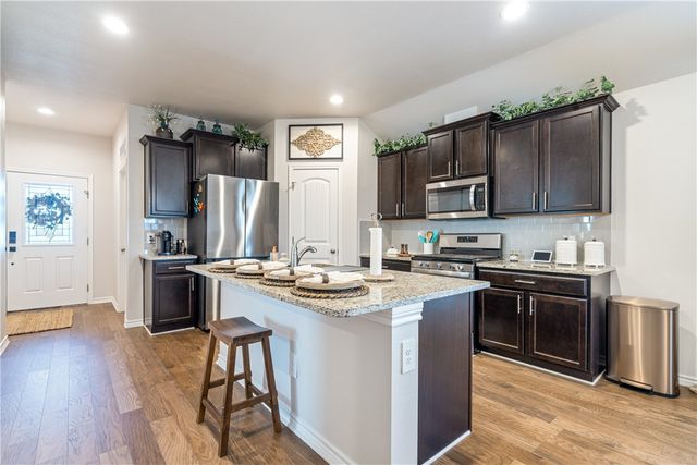 7614 Lasso Dr, Corpus Christi, TX 78414