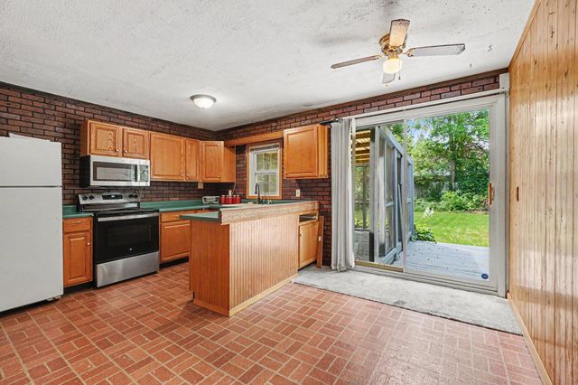 948 Belton Avenue, Emmett Twp, MI 49014