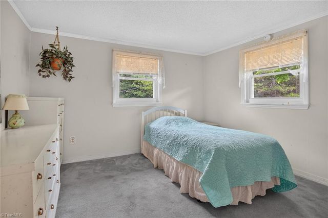 4908 Southwin Drive, Winston-salem, NC 27104