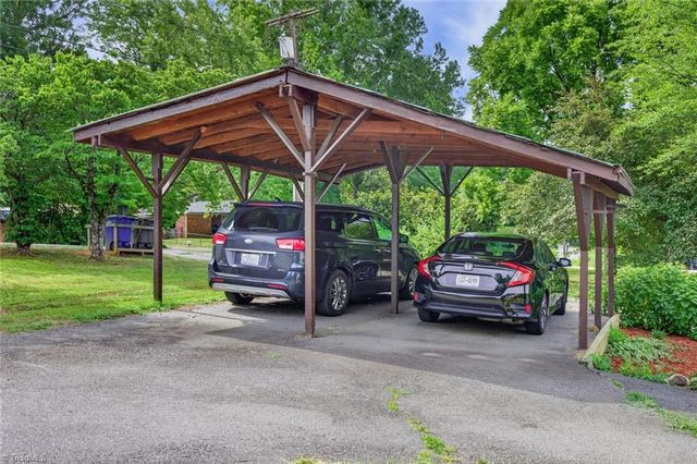 4908 Southwin Drive, Winston-salem, NC 27104