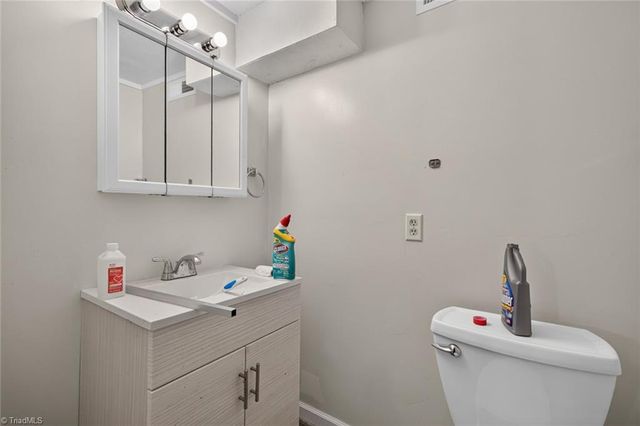 4908 Southwin Drive, Winston-salem, NC 27104
