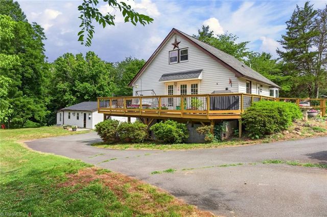 4908 Southwin Drive, Winston-salem, NC 27104