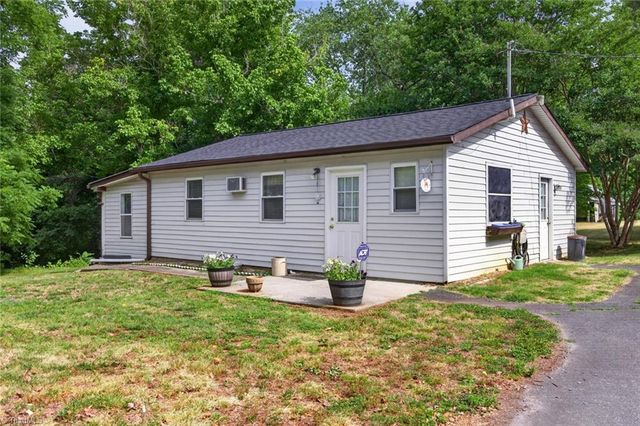 4908 Southwin Drive, Winston-salem, NC 27104