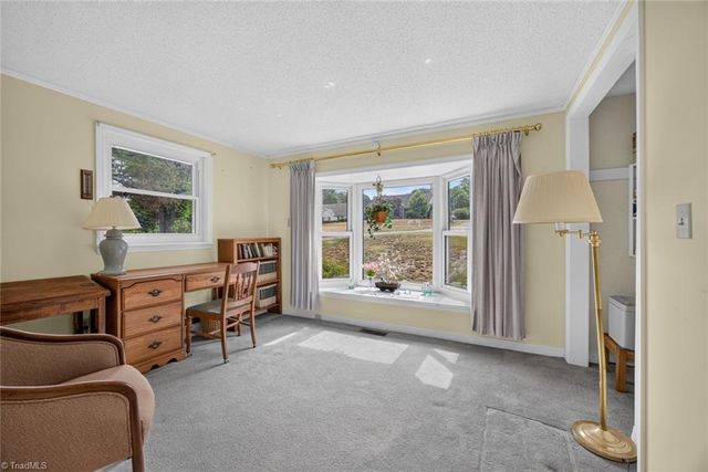 4908 Southwin Drive, Winston-salem, NC 27104