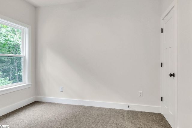 335 W Peachtree Street, Woodruff, SC 29388