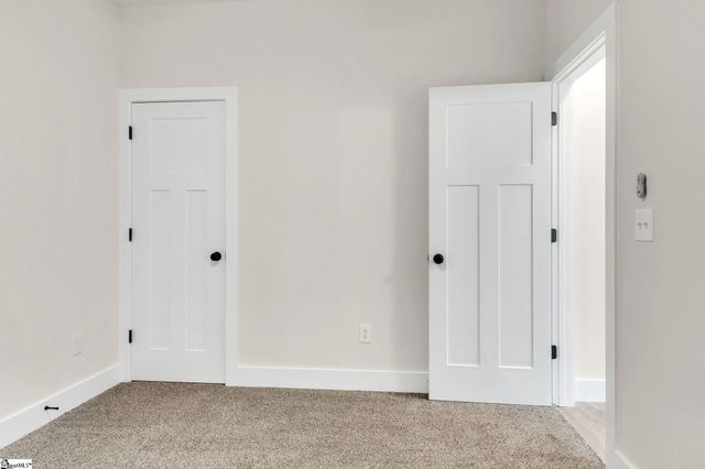 335 W Peachtree Street, Woodruff, SC 29388