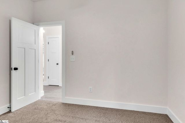 335 W Peachtree Street, Woodruff, SC 29388