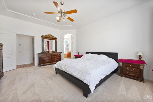 11402 Darlington Avenue, Bakersfield, CA 93312