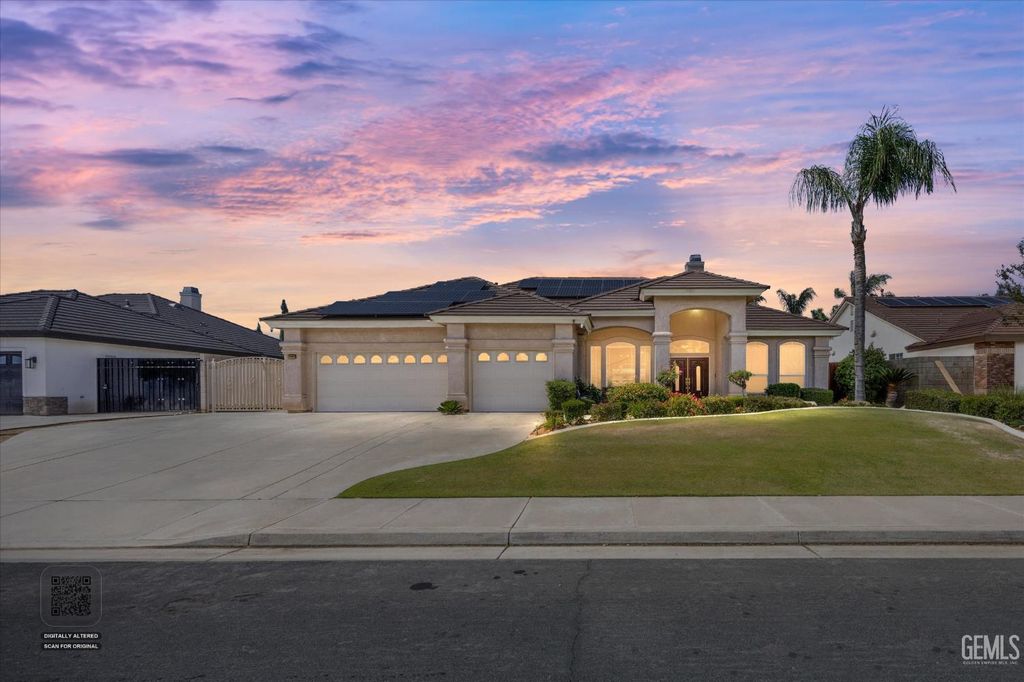 11402 Darlington Avenue, Bakersfield, CA 93312